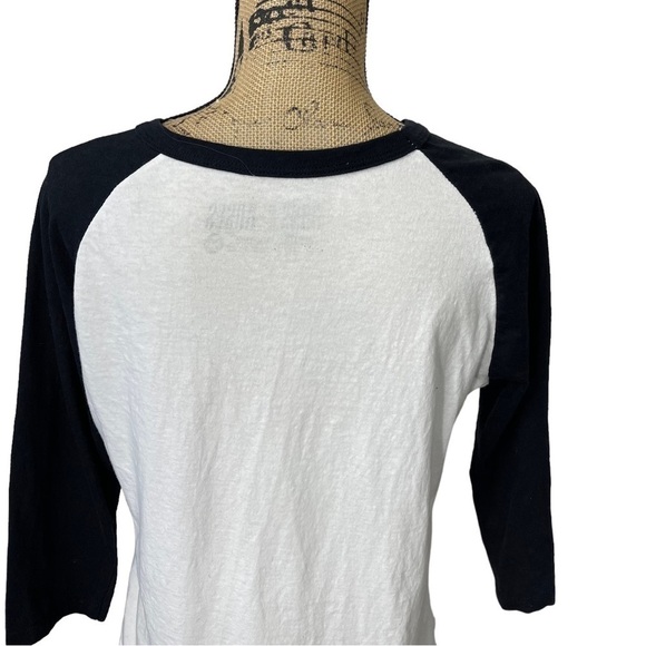 GUNS N’ Roses Baseball Quarter Sleeve Band Tee Size Medium - Picture 8 of 9